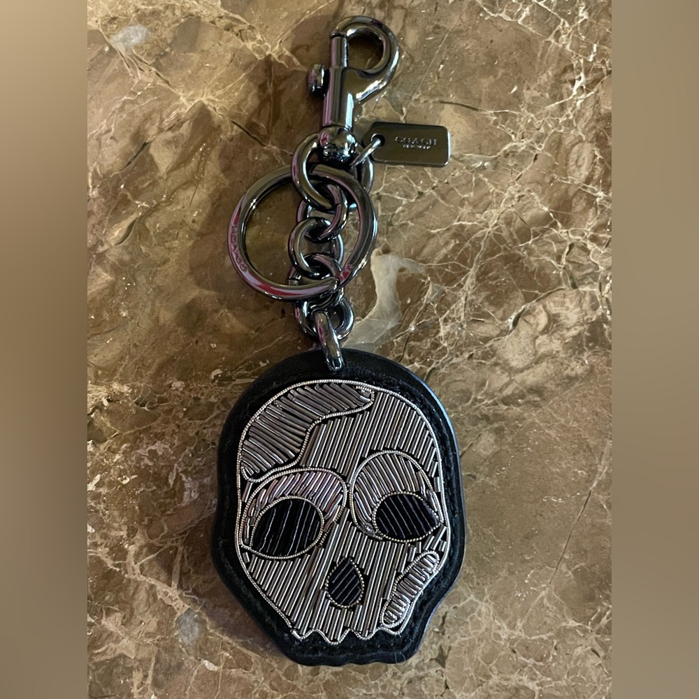 COACH Embroiled Skull Black and Silver Bag Charm Keychain Hard To Find